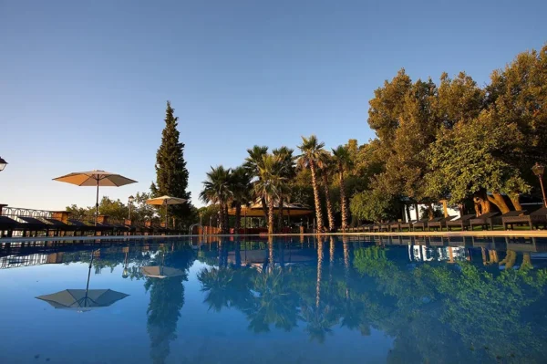 AIRONE WELLNESS HOTEL 4* – Zafferana Etnea (CT)