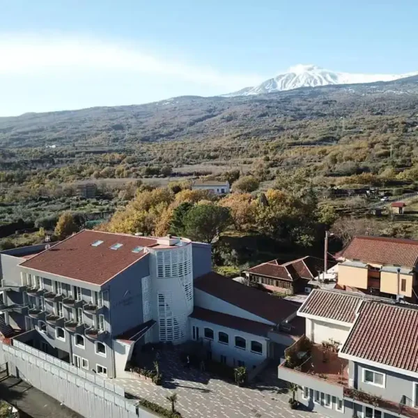 MARENEVE RESORT 4* – Linguaglossa (CT)